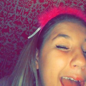 Meet your Posher, Lydia